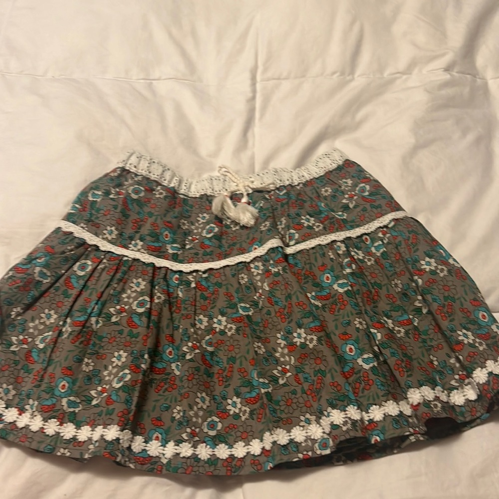 Peek little girls 4/5 skirt. NWT